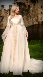 свадебное платье в средневековом стиле