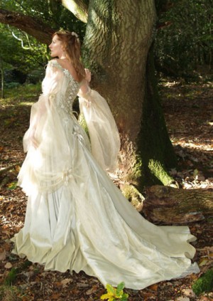 средневековое платье для невесты