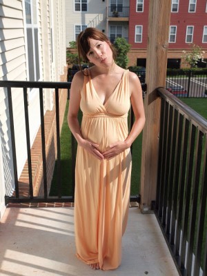 пастельное платье для беременной