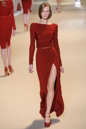  красное платье